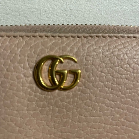 Authentic GG Gucci Marmont Long Zippy Wallet Light Pink Color With COA - Picture 8 of 15